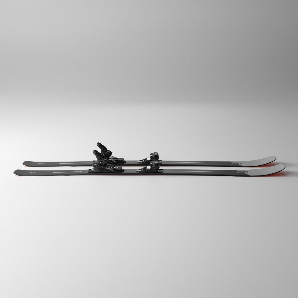 Brīvā stila slēpošanas slēpes 