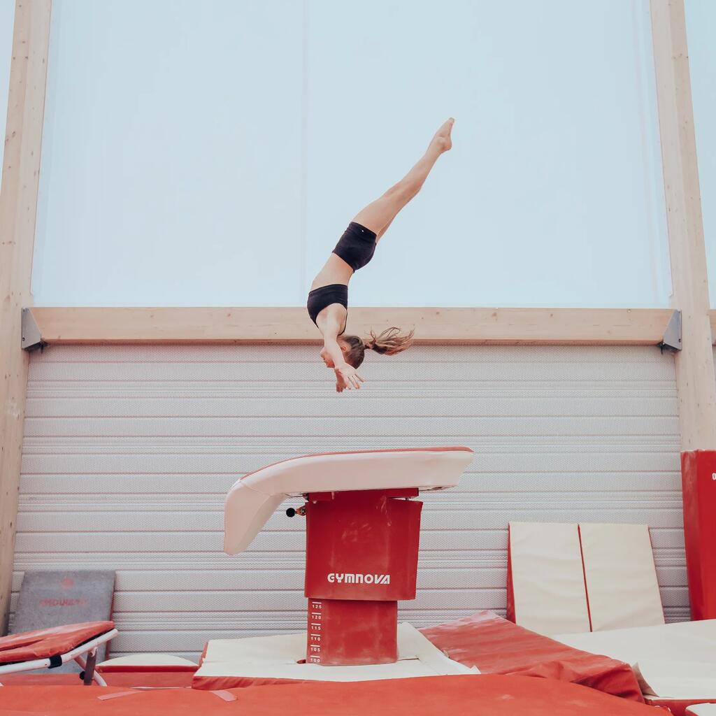 Short negro de gimnasia para niña 100