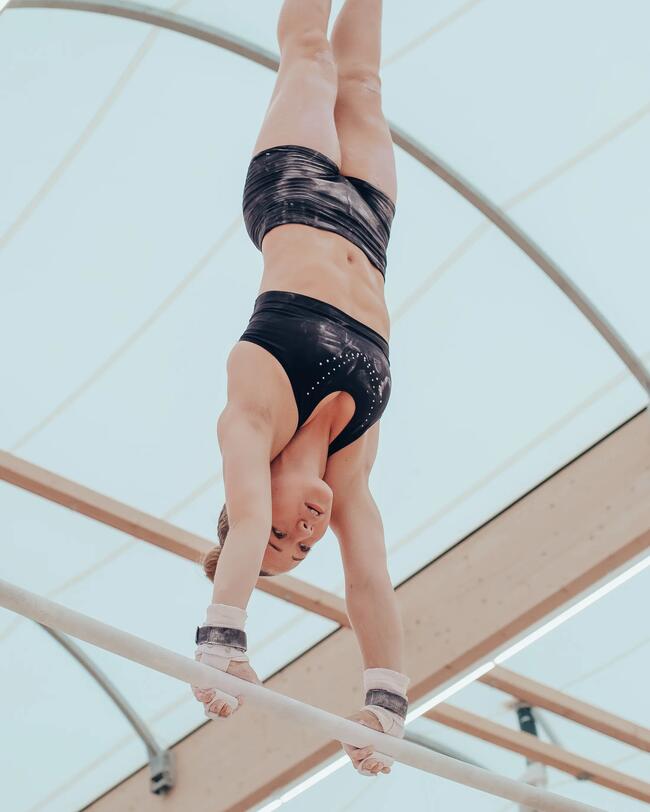 PUÑOS DE GIMNASIA PARA MUJER