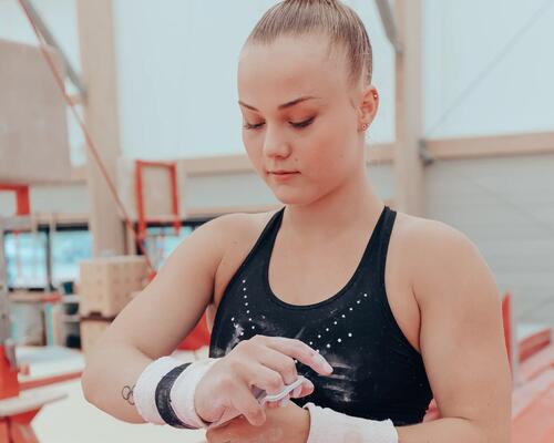 Des maniques de gym taillées pour la médaille d’or