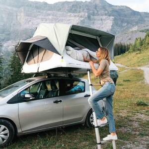 MH500 Fresh & Black two-person roof tent