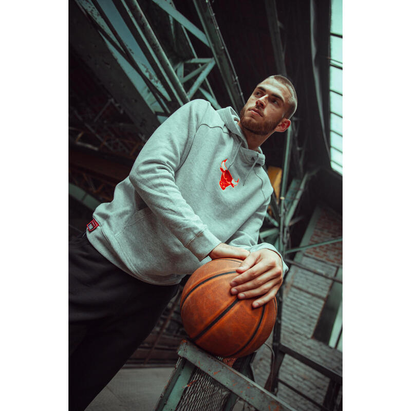 Sweatshirt com Capuz Basquetebol Adulto 900 NBA Chicago Bulls Cinzento