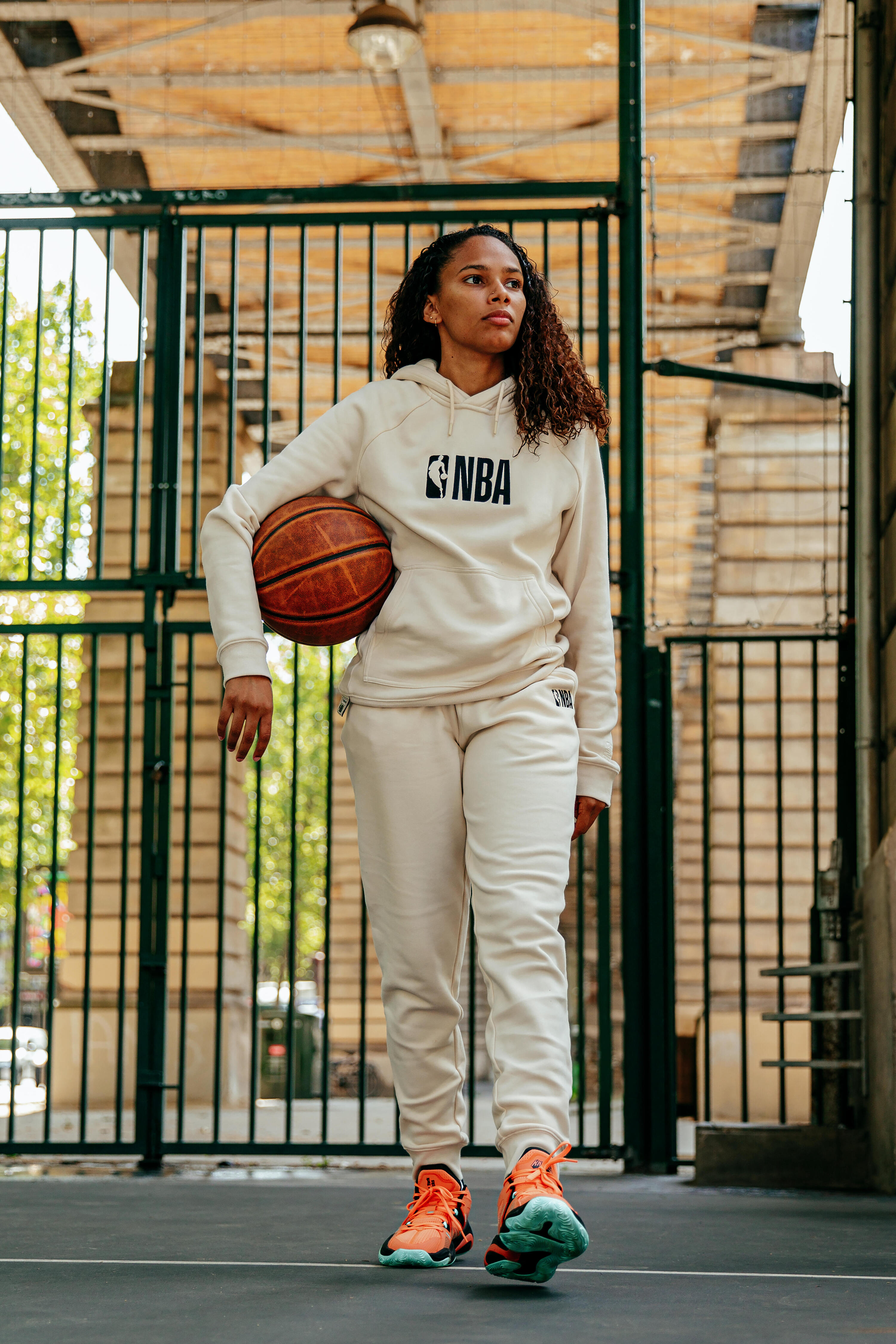 Pantalón NBA - unisex - P900 NBA Beige 16/19