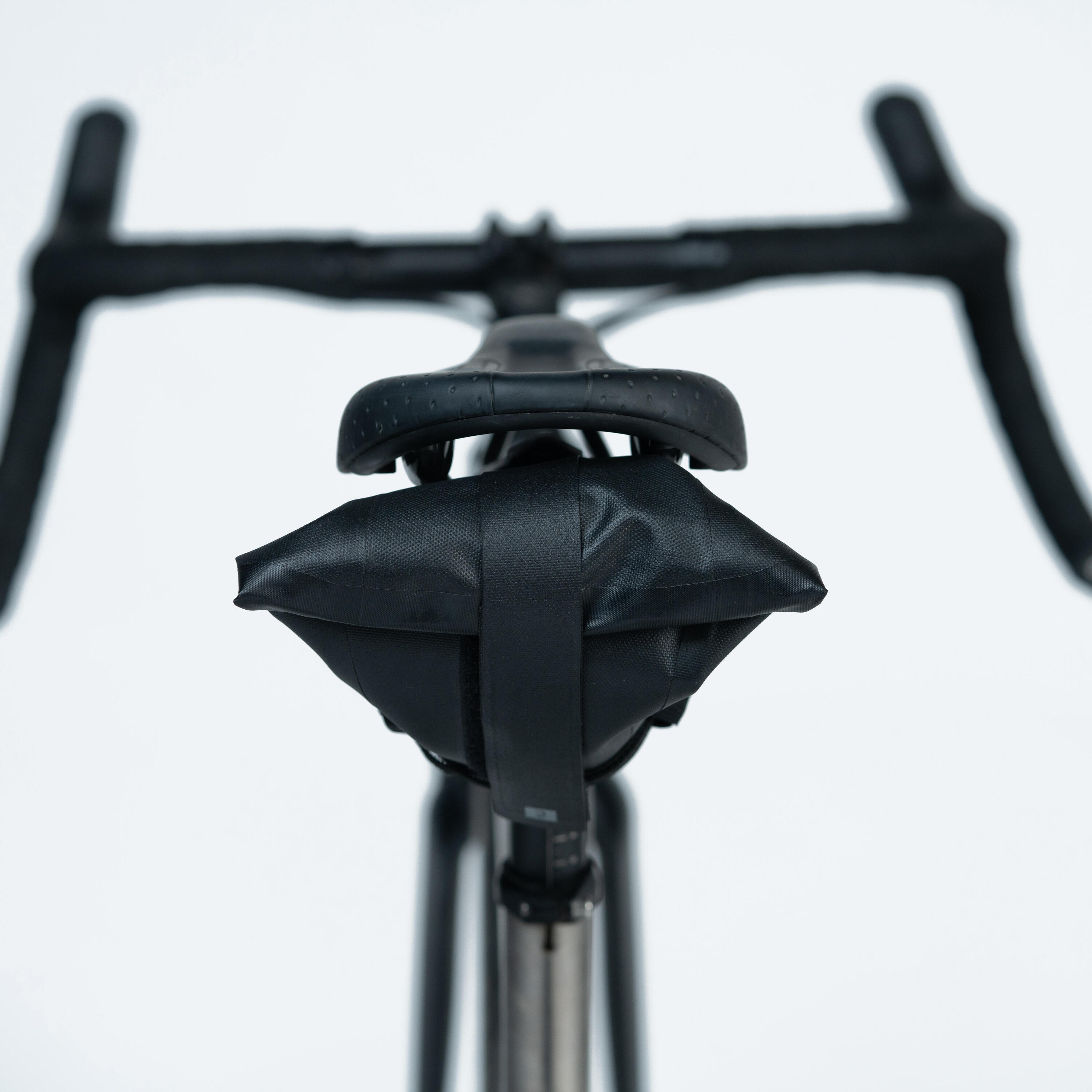 Bolsa de Selim Impermeável para Bicicleta IPX4 0,8 L Preto 4/5