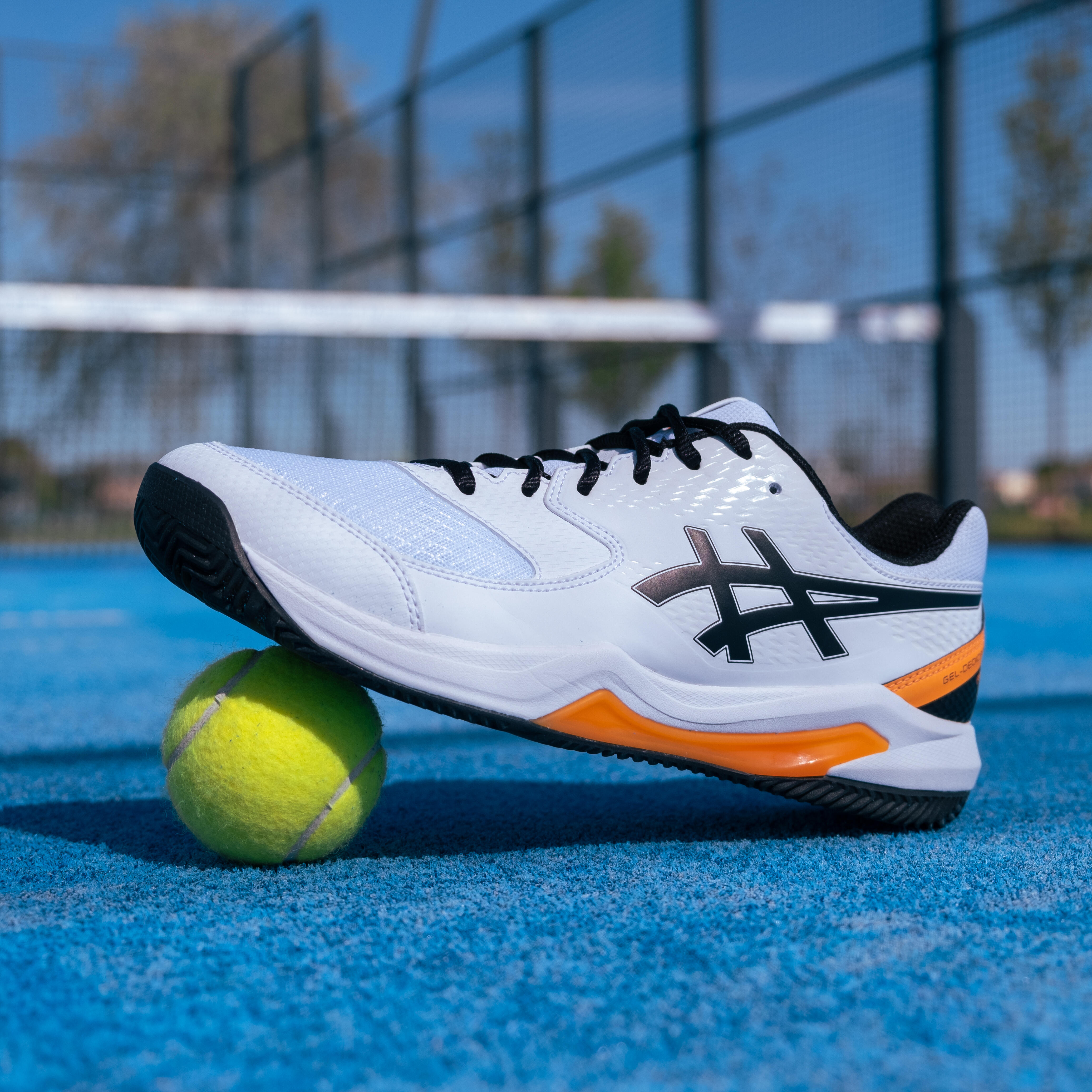 Herren Padelschuhe Asics Gel Dedicate 8 weiss orange ASICS Decathlon .ch