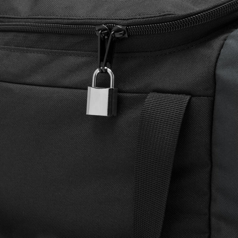 Saco de Desporto ESSENCIAL 20 L Preto