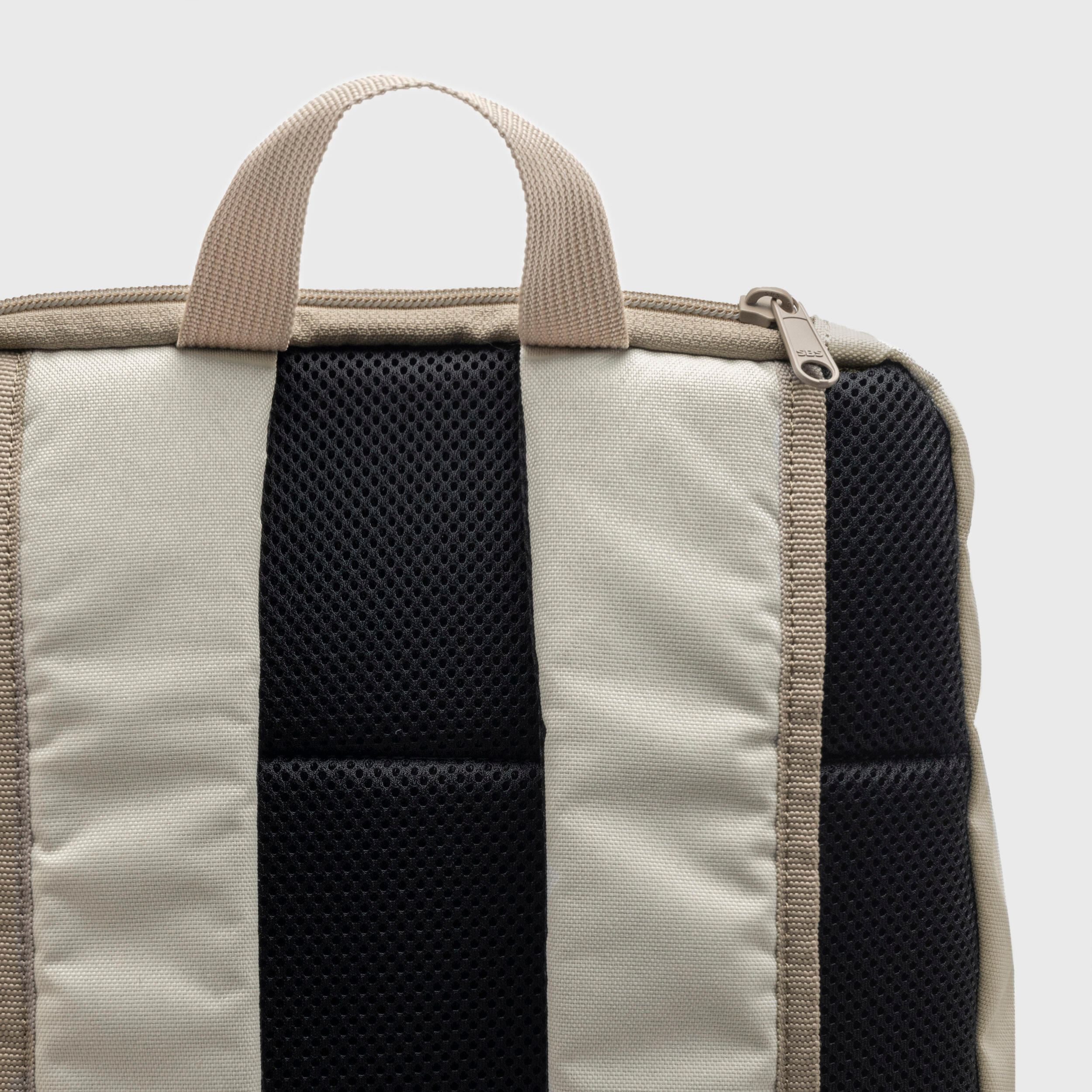 24 L Backpack Essential - Brown 9/9