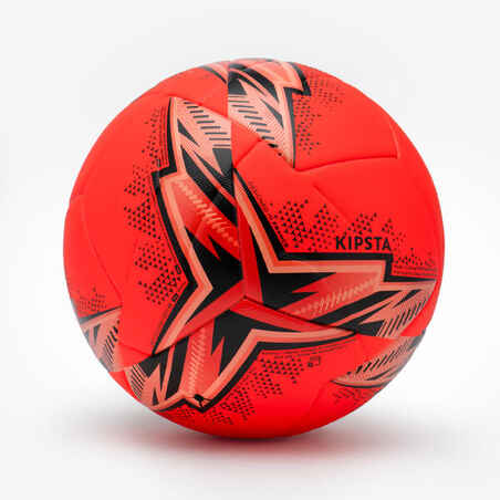 Karščiu klijuotas 5 dydžio FIFA „Pro“ kokybės futbolo kamuolys, raudonas