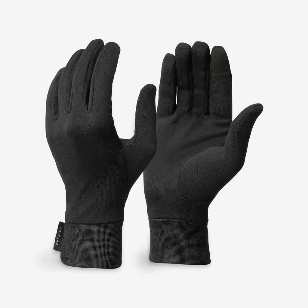 Spodné trekingové rukavice MT500 hodvábne čierne