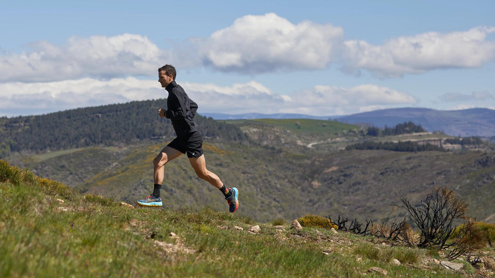 CHAUSSURE DE TRAIL HOMME ASICS GEL TRABUCO 11 BLEU