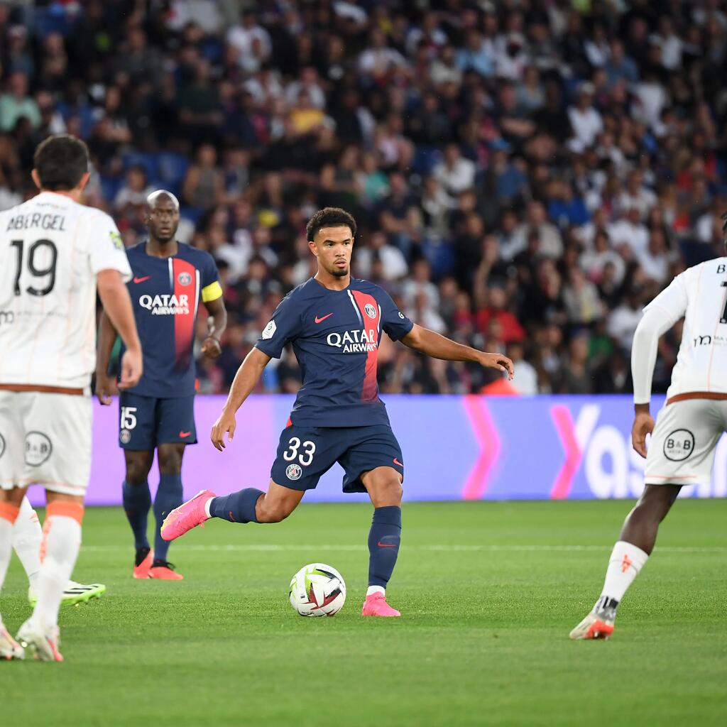 Uber Eats Ligue 1 Official Match Ball 2023