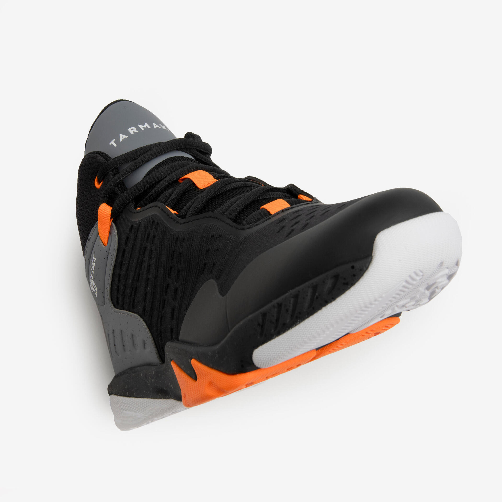 mens orange and black basketball shoes