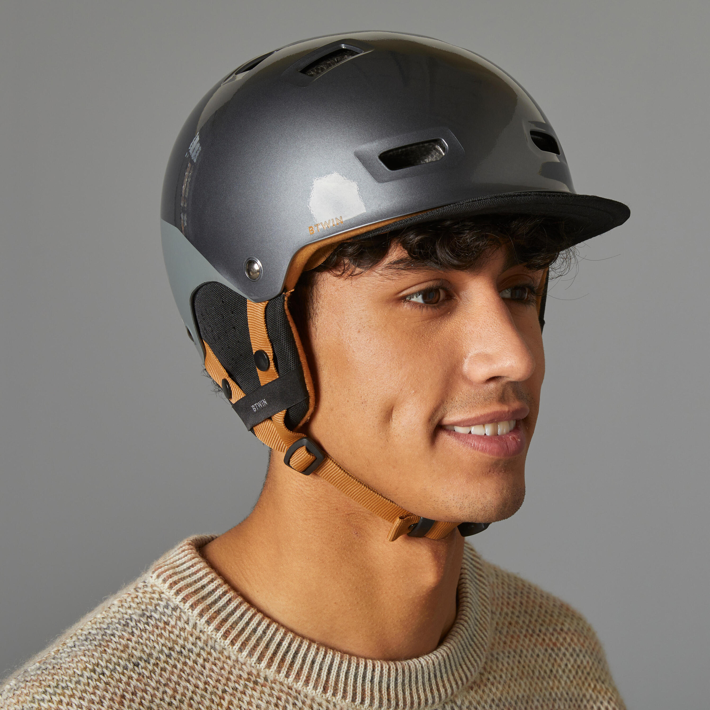 City Cycling Bowl Helmet 540 - Satin Grey/Black 9/10