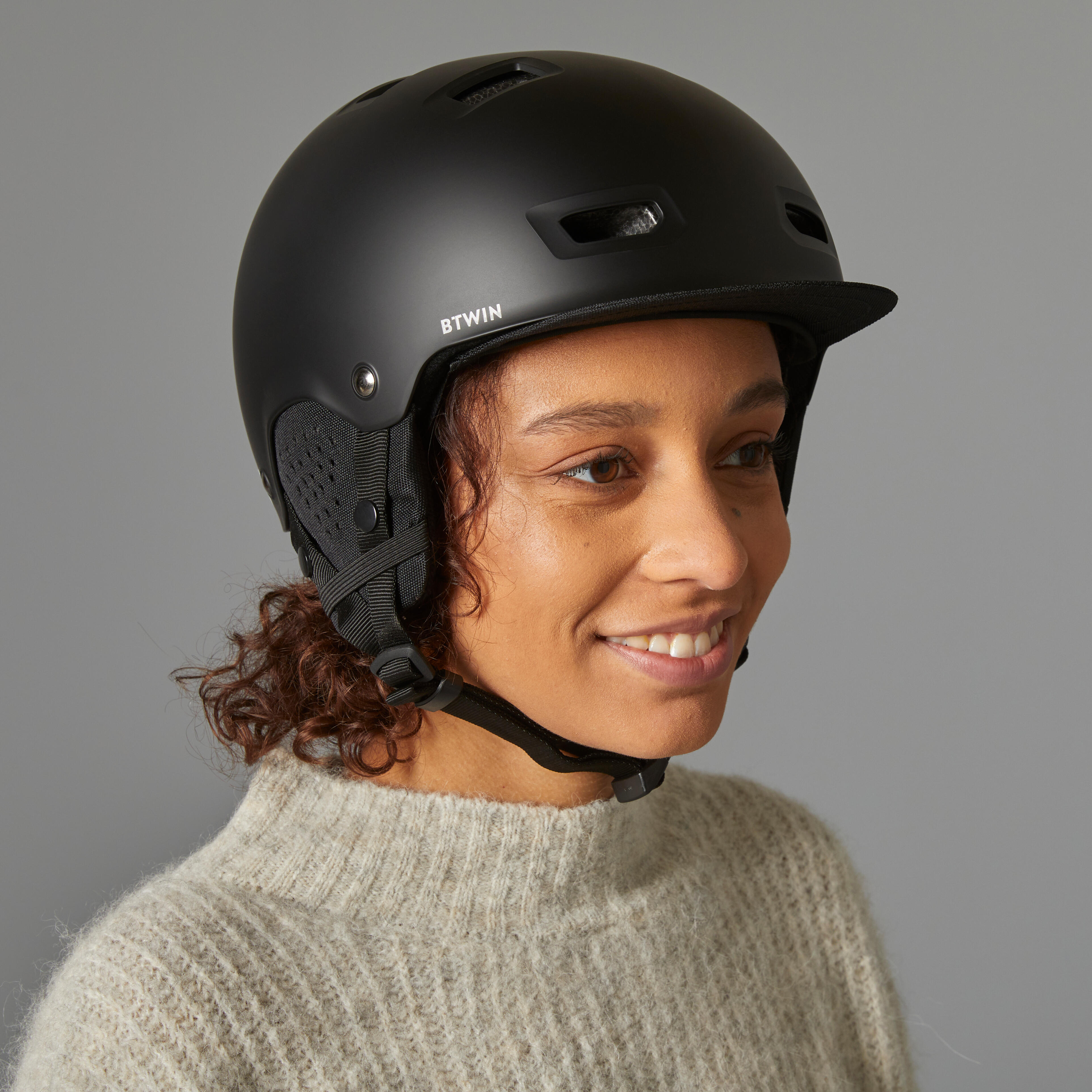 Bowl City Cycling Helmet 500 Black Decathlon