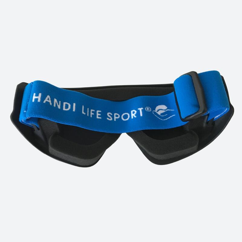 Masque de sport occultant noir et bleu pour personnes non-voyantes.