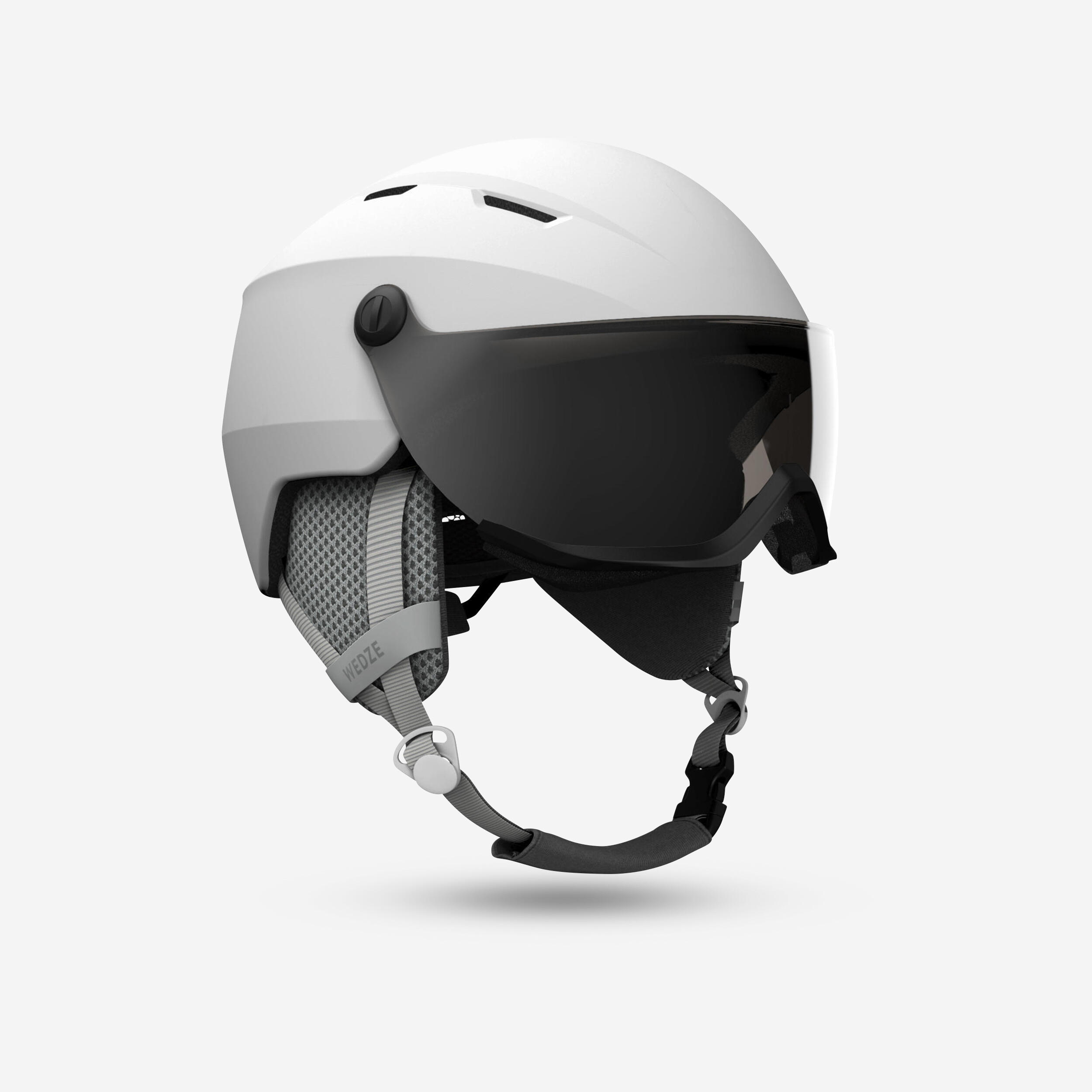 Children's ski shop helmet with visor