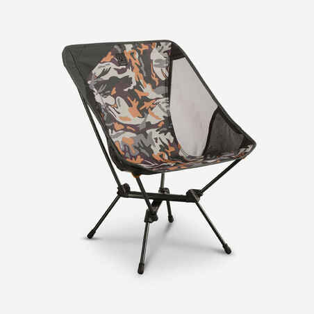 CHAISE BASSE PLIANTE DE CAMPING MH500 CAMO