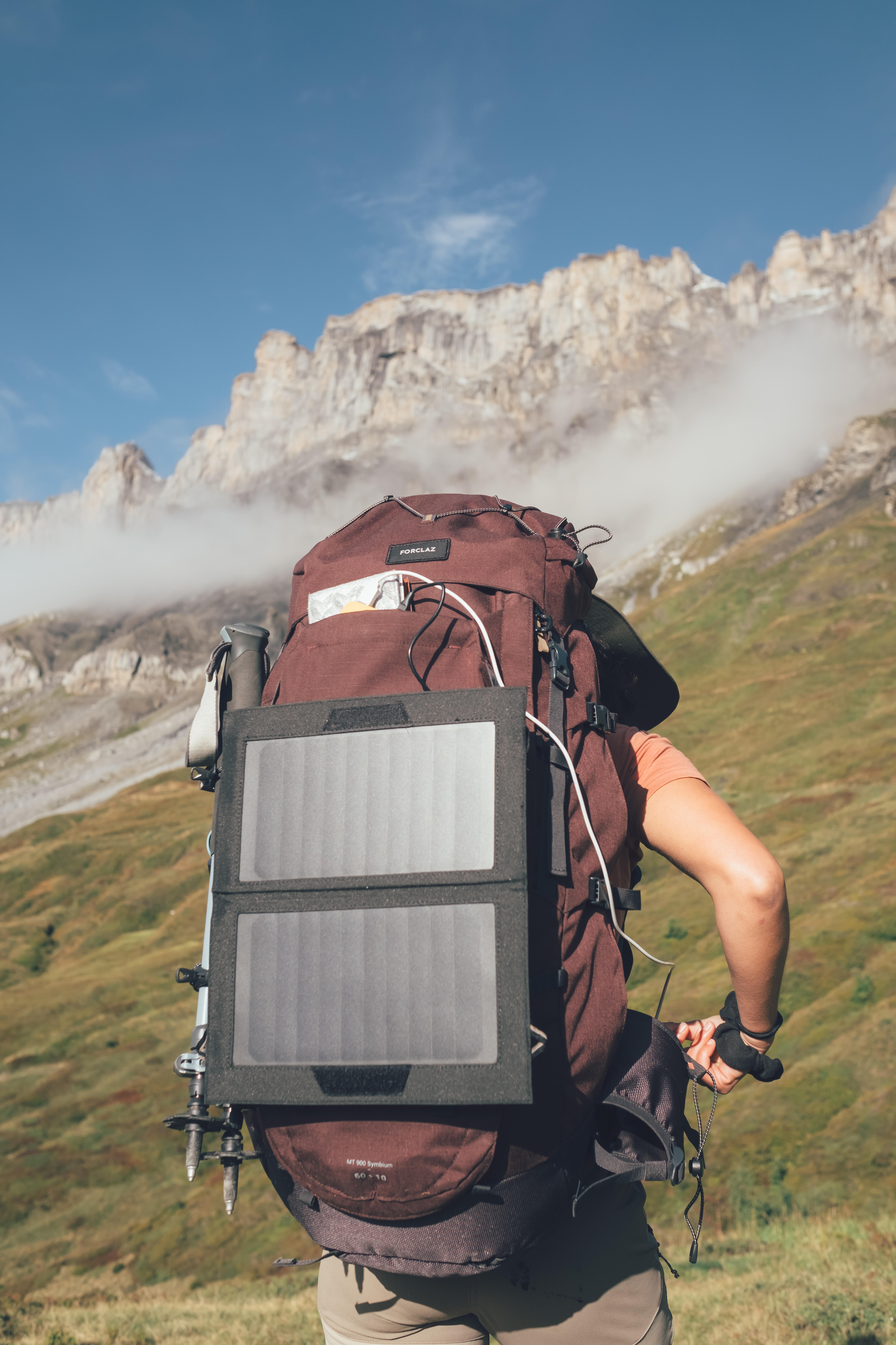 10 W Hiking Solar Panel - SLR 500 - FORCLAZ