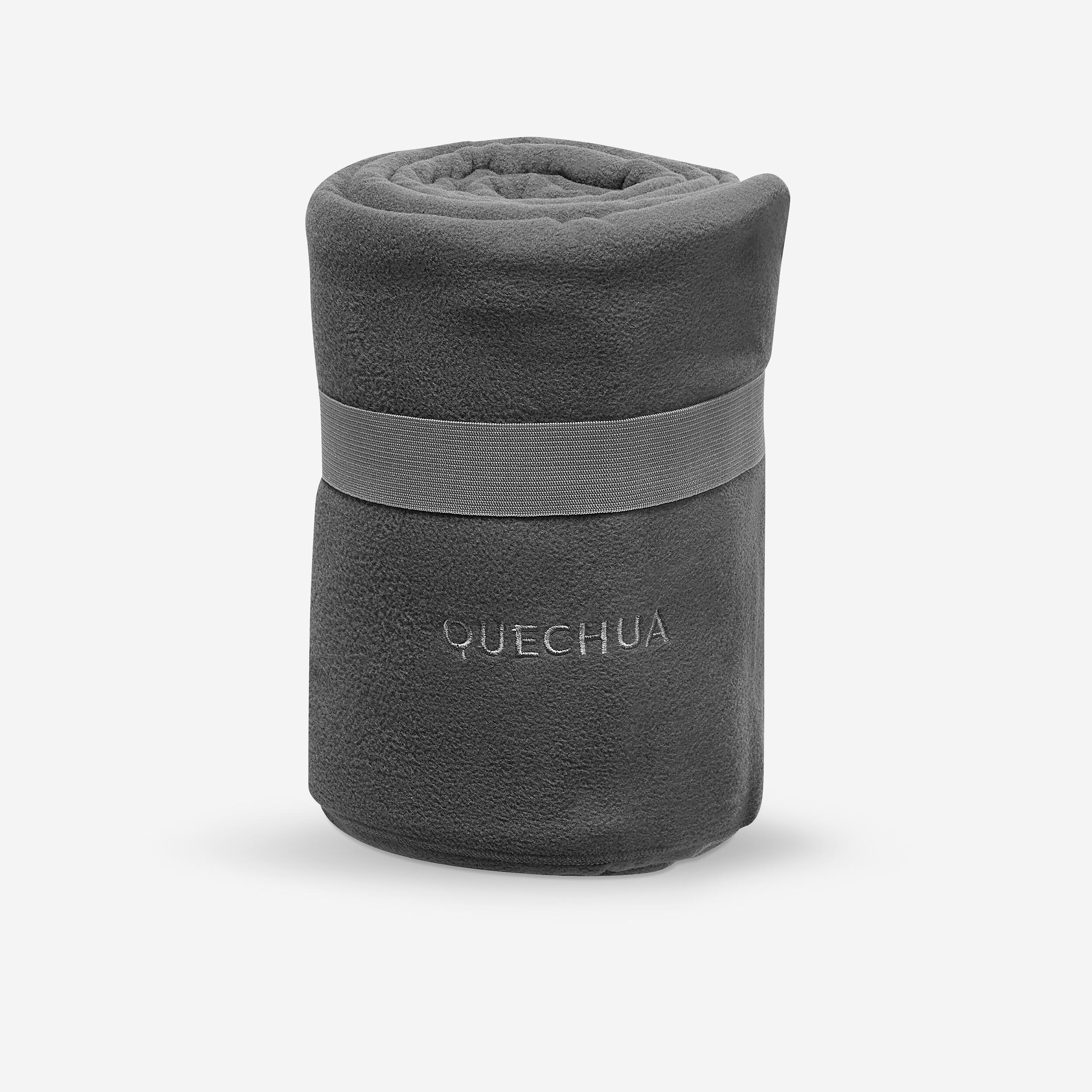 Decathlon | Coperta pile campeggio 150 x 130 cm nera |  Quechua