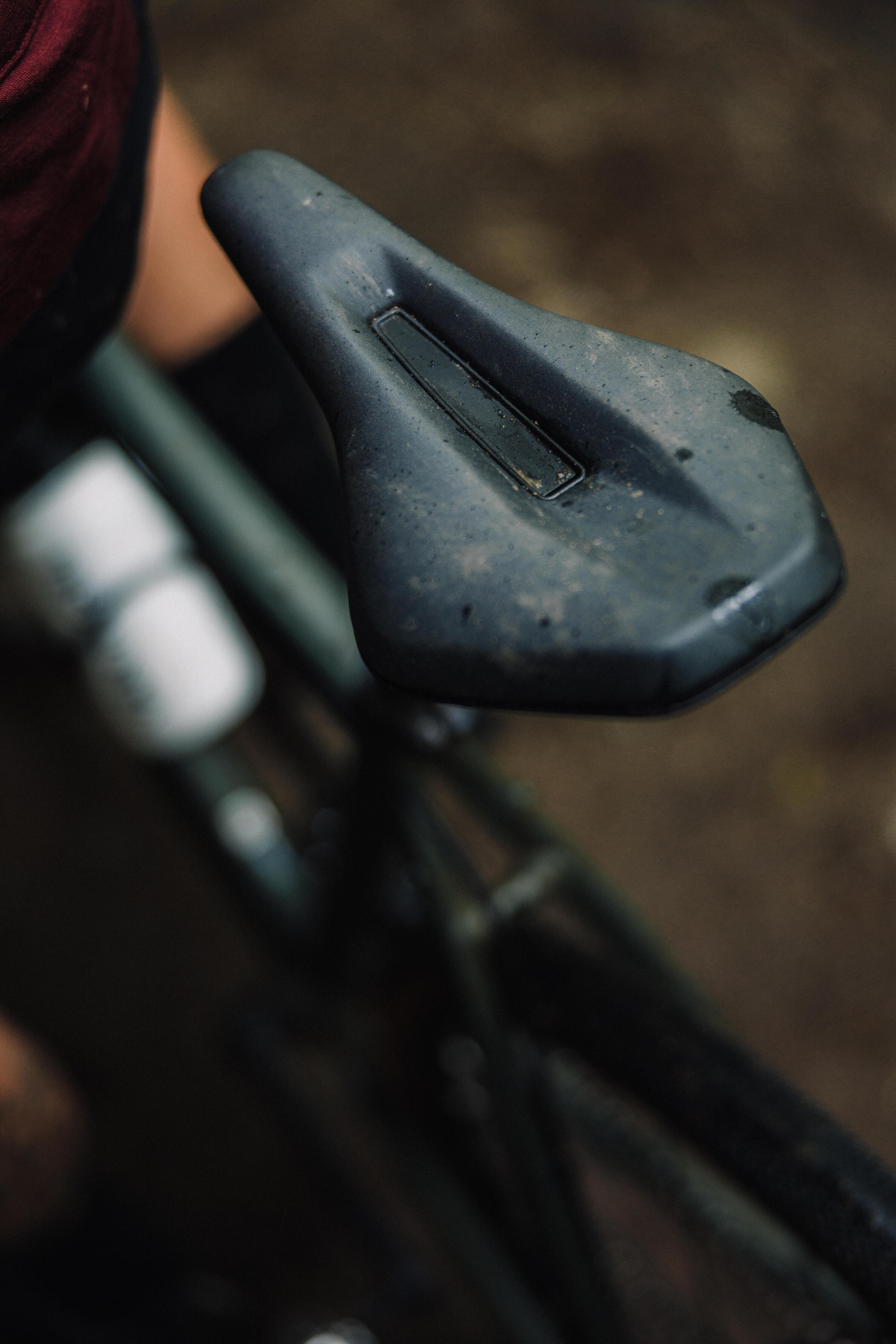 Selle pour vélo de route, de gravier et de montagne – Confort 30° 145 mm 6/16