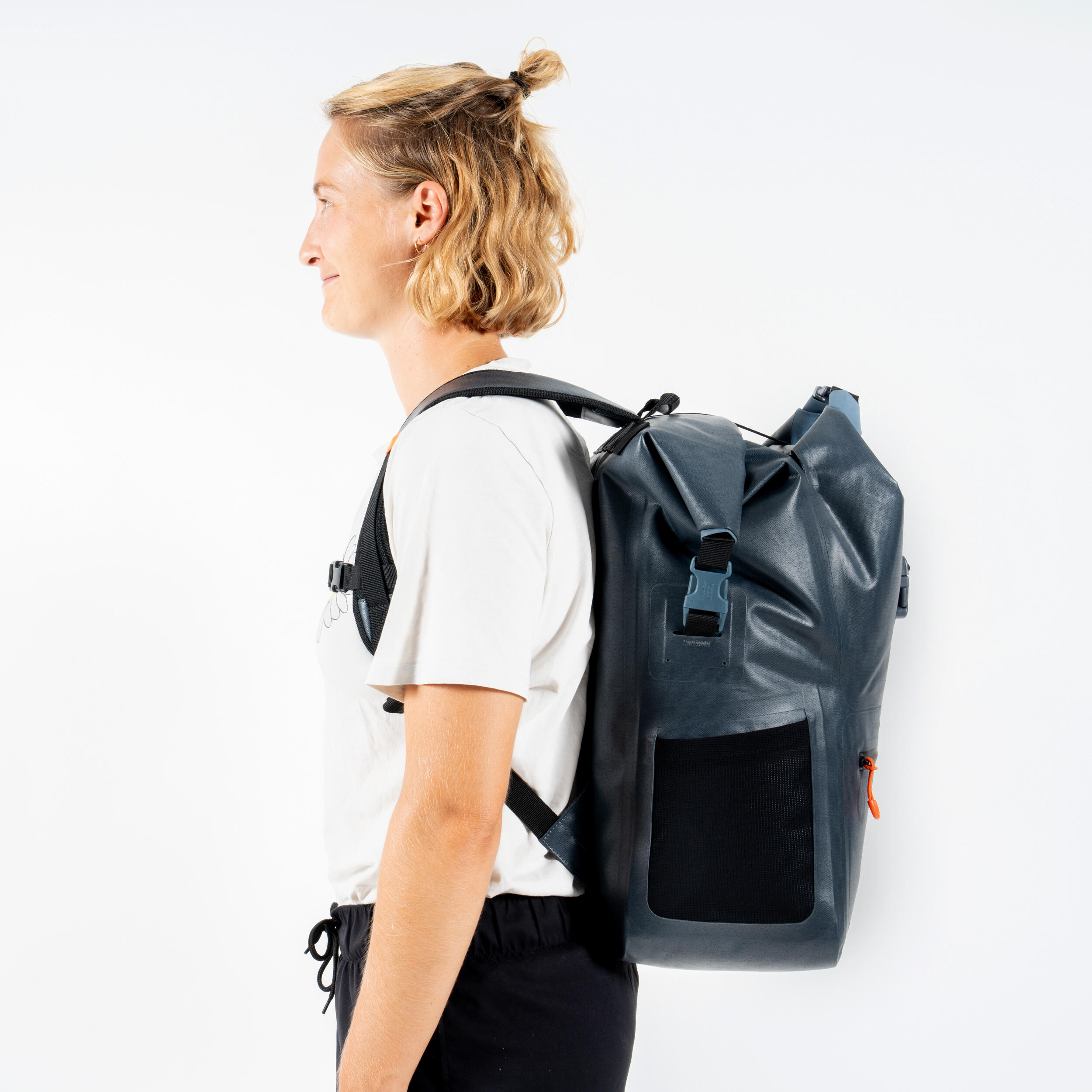Waterproof backpacks, 2 sections (dry belongings, wet belongings) 35 L. 12/17