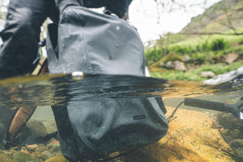 Plecak wędkarski Caperlan 500 20 litrów wodoodporny
