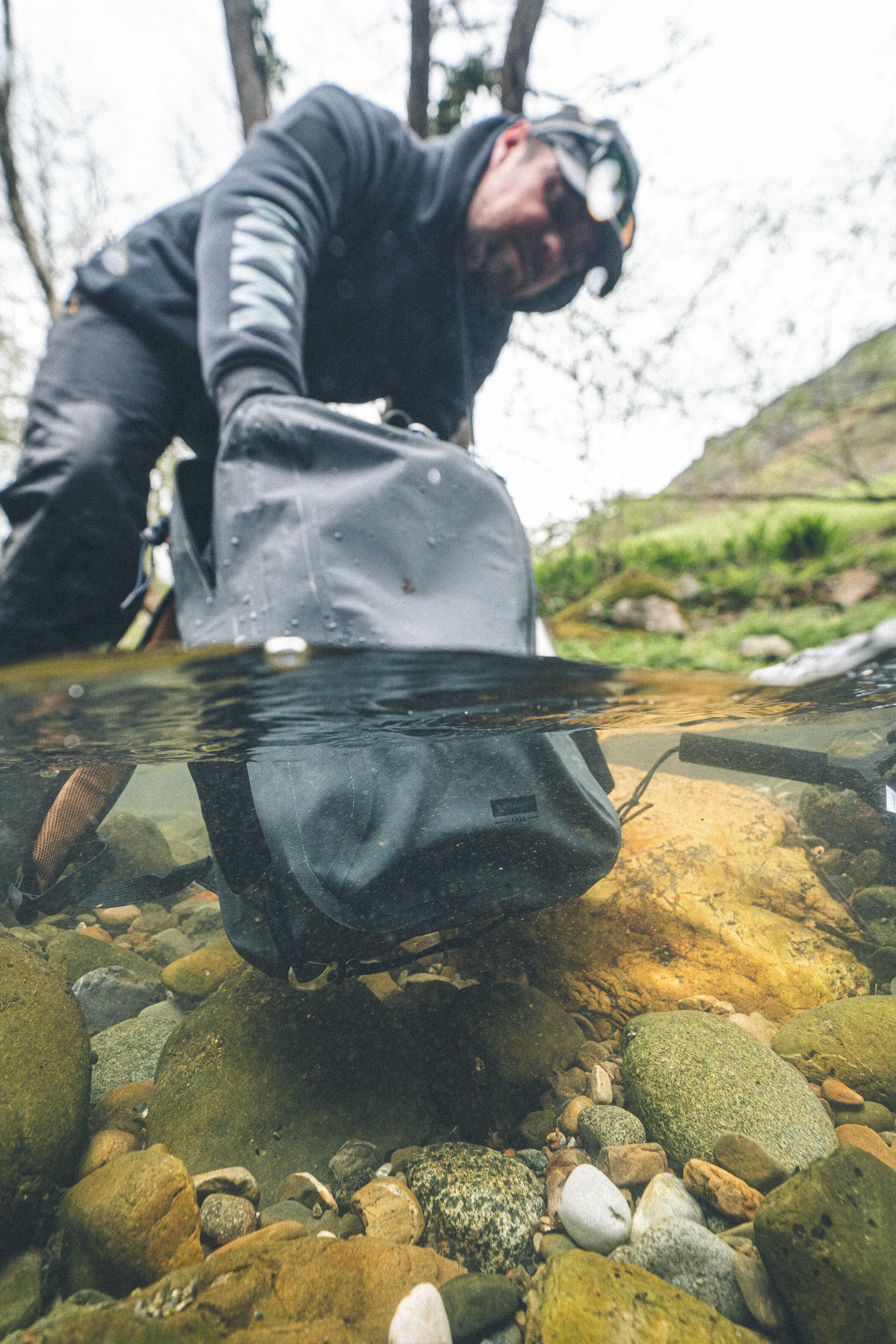 Sac à dos de pêche imperméable 20 L - 500 WPF 12/19