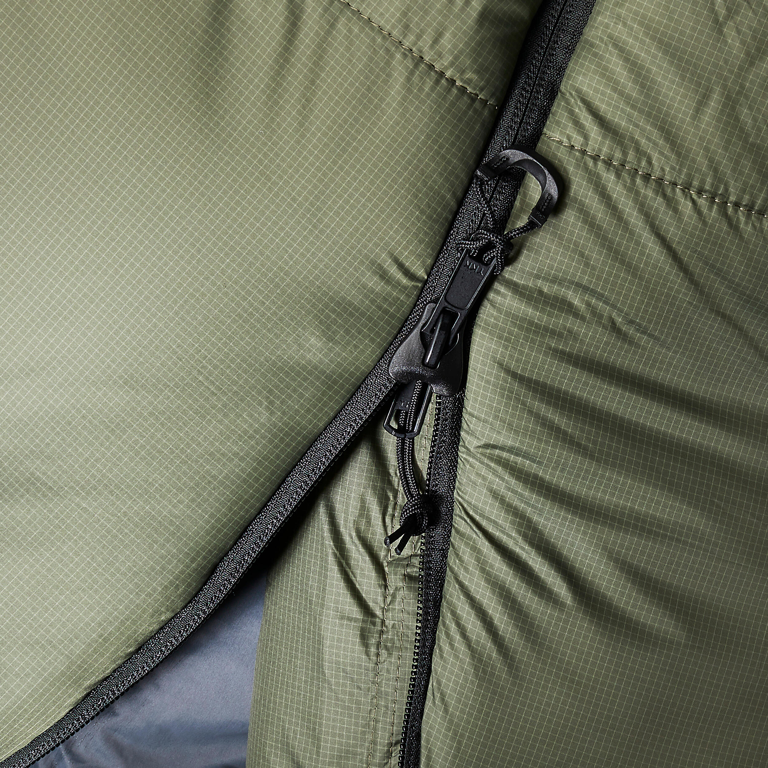 FORCLAZ (フォルクラ) 登山・トレッキング シュラフ・寝袋 0°C MT500