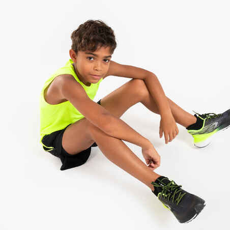 Kid's KIPRUN DRY+ 900 running shorts - black and neon yellow