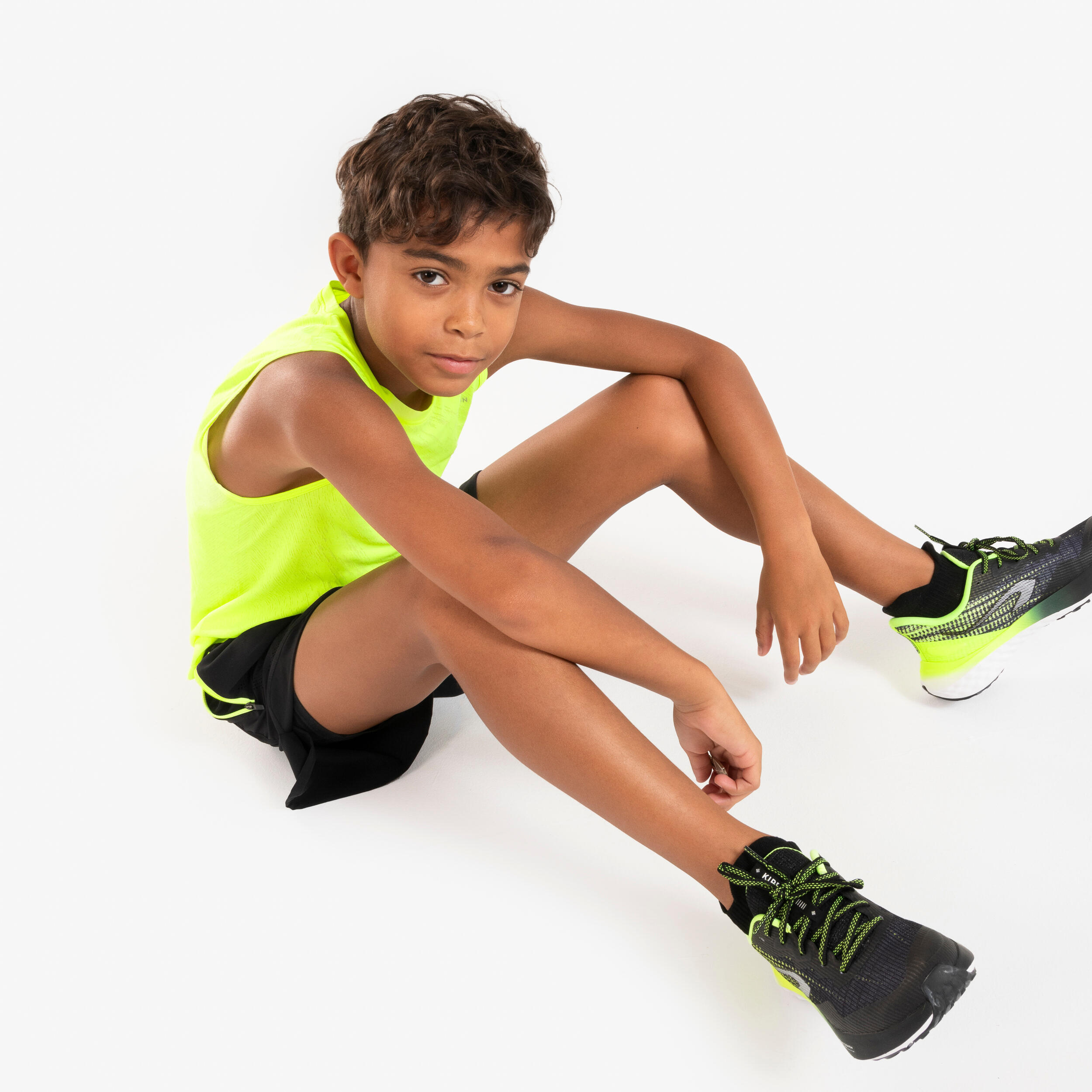 Children's breathable running shorts - KIPRUN DRY+ 900 black and neon yellow