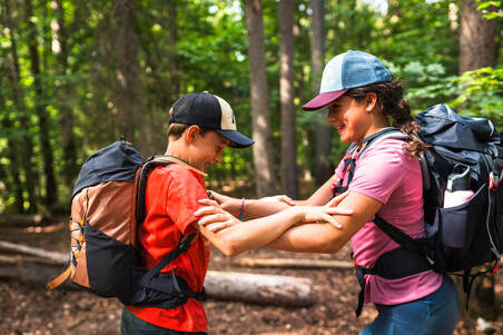 Ransel hiking anak 18 L - MH500