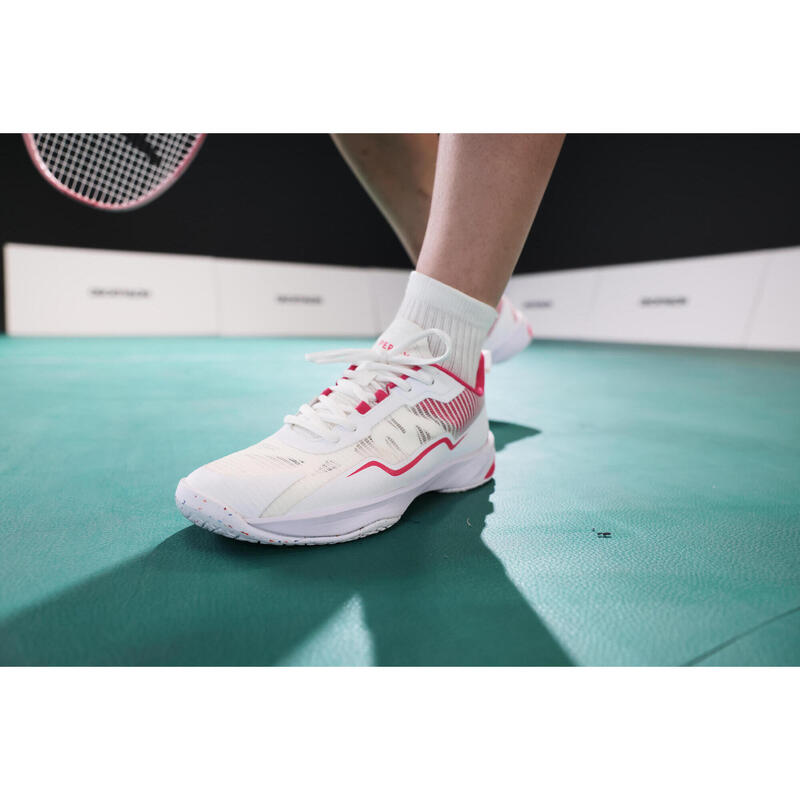 WOMEN BADMINTON SHOES BS LITE 560 W FLUO MAGENTA WHITE