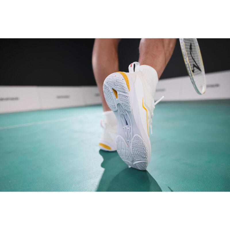 MEN BADMINTON SHOES BS 560 LITE WHITE