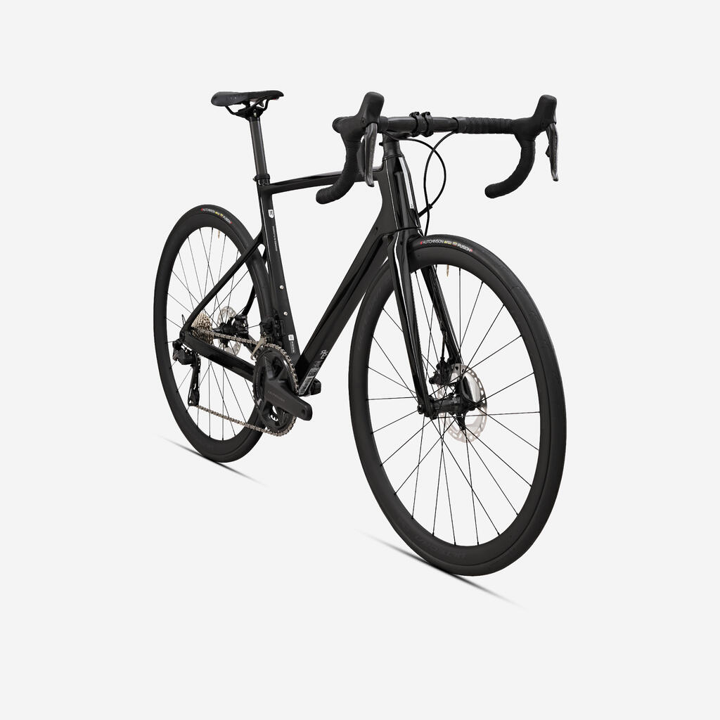 Cestný bicykel EDR CF Ultegra DI2 DISC čierny