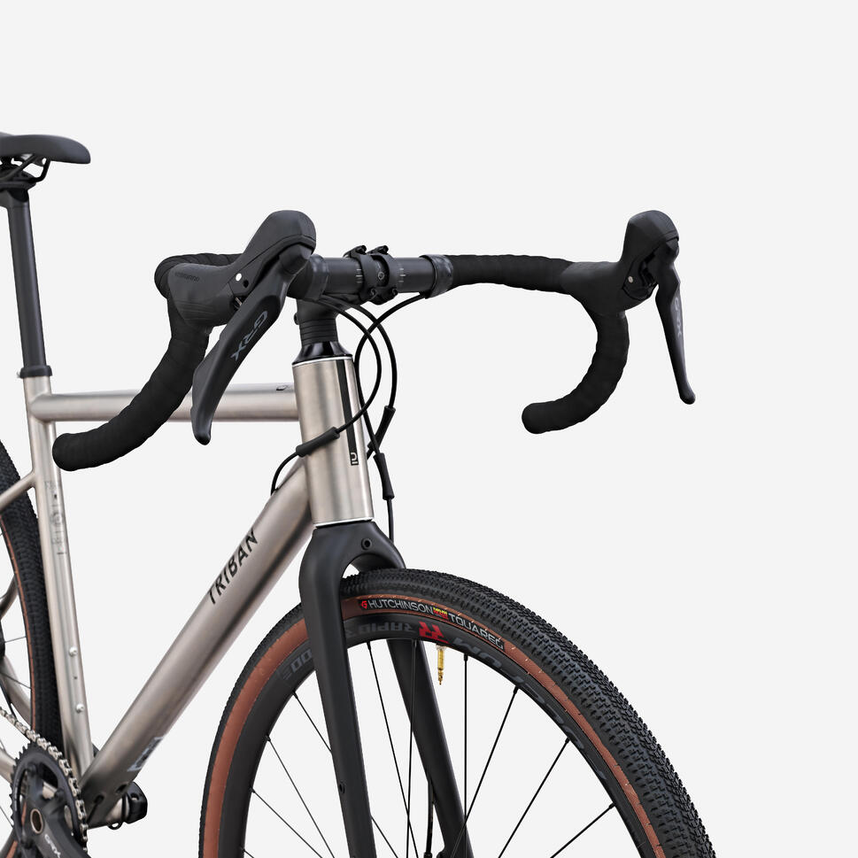 Transmission Shimano GRX du Triban GRVL 900 Titane