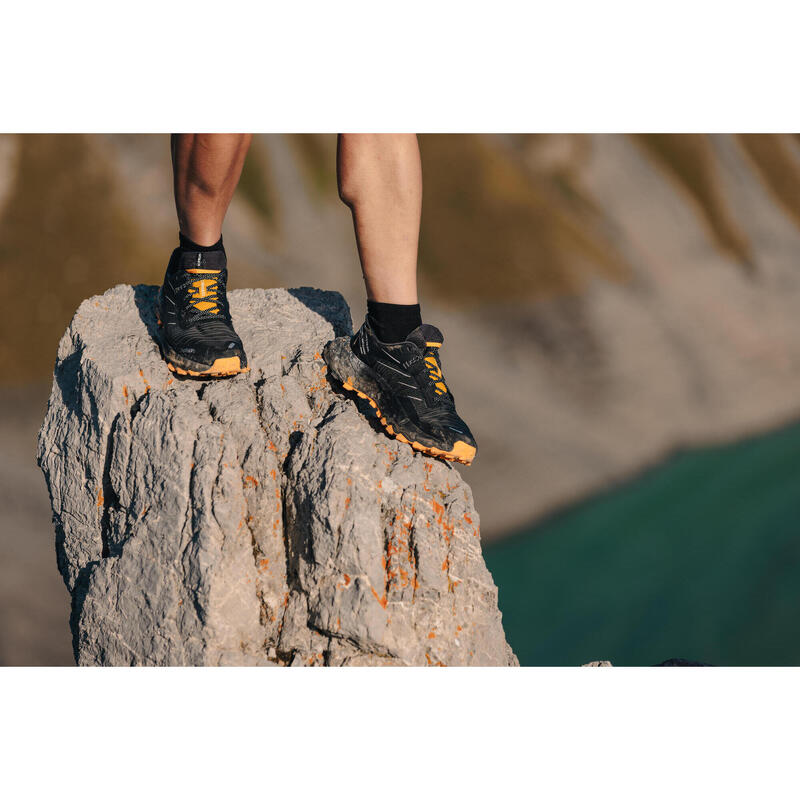 Pánské boty na trailový běh MT Cushion 2 černo-mangové