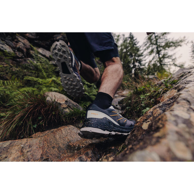 Erkek Arazi Tipi Koşu Ayakkabısı - Siyah Beyaz - MT3 Trail