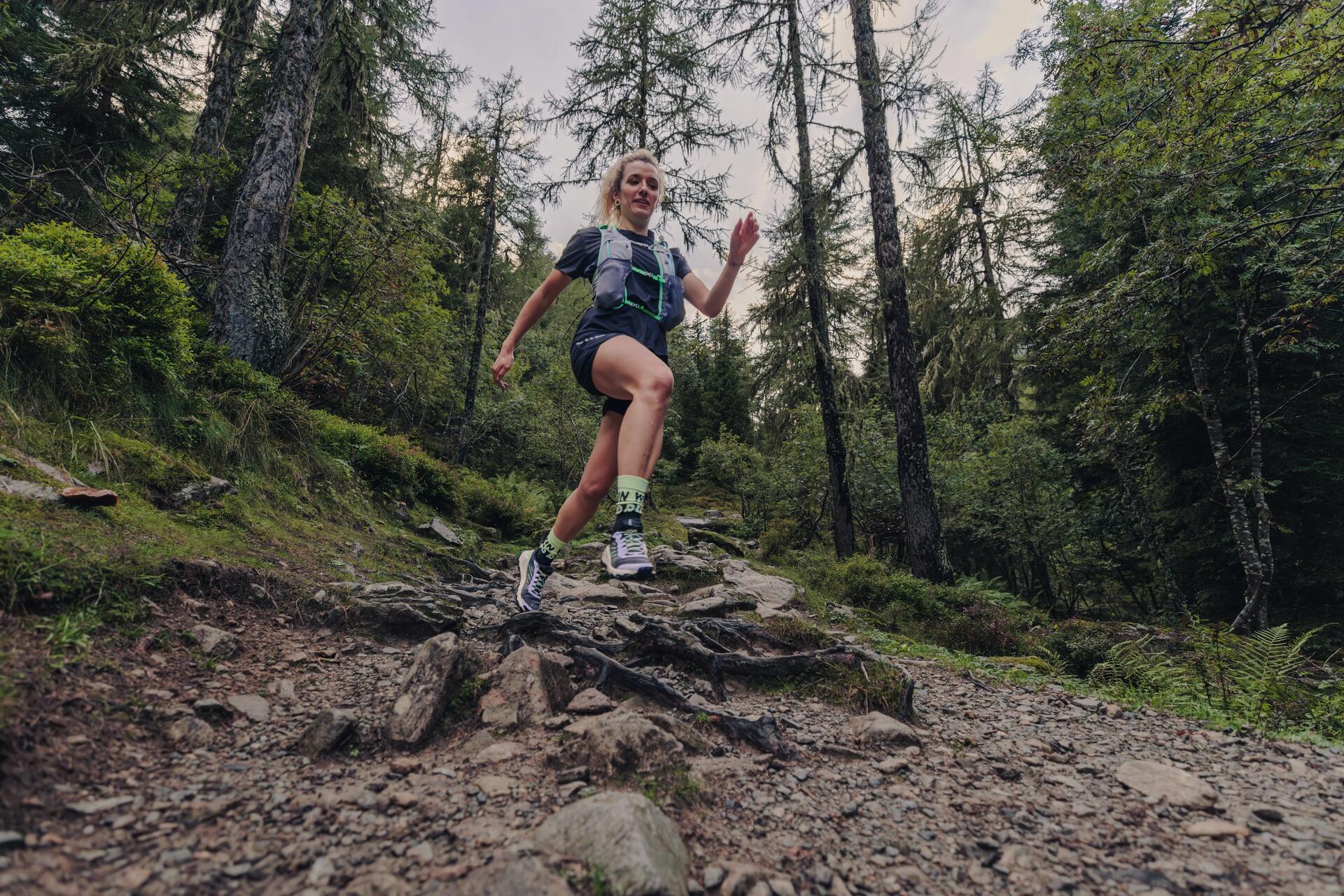 CUM SĂ ALEGI RUCSACUL DE TRAIL