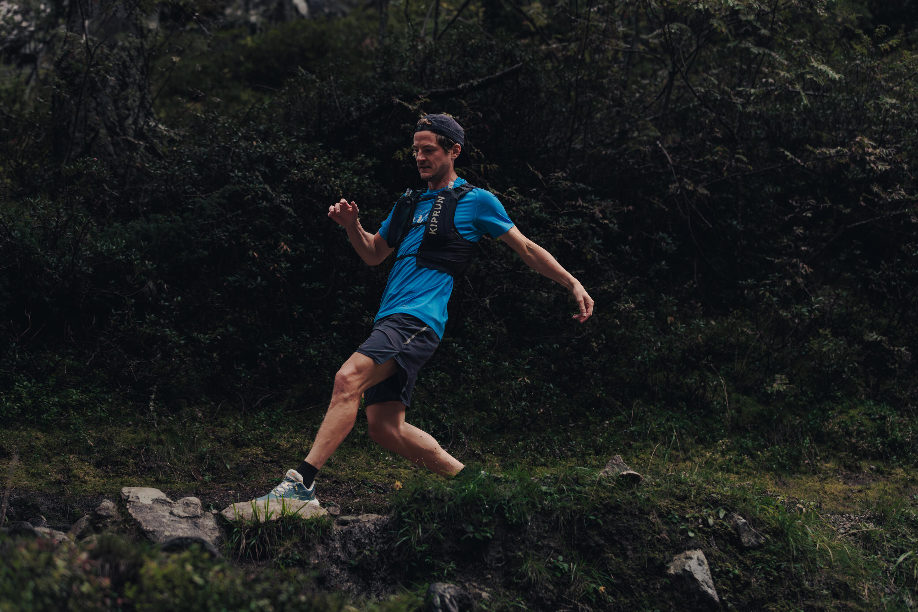 T-shirt de course sur sentier homme 8/11