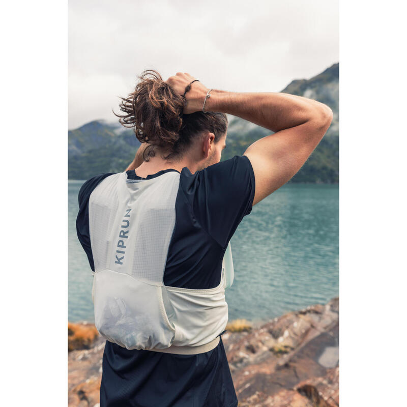 Vestă alergare trail running KIPRUN 5L Alb Adulți