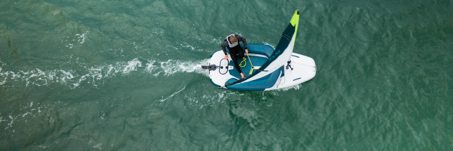 Comment bien choisir son dériveur gonflable pour pratiquer la voile ?