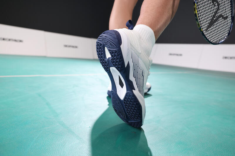 Comment choisir ses chaussures de badminton ?