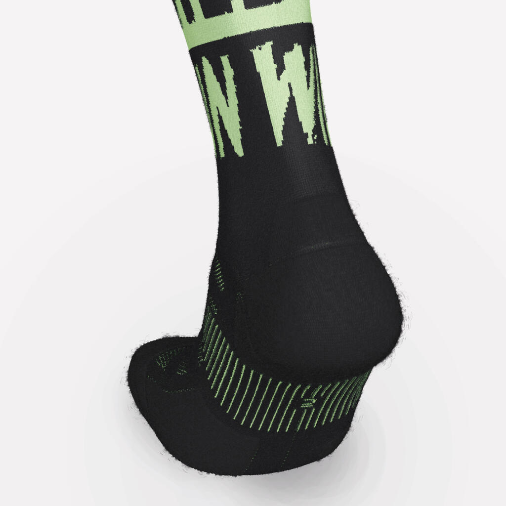 Hrubé bežecké ponožky Run900 do polovice lýtok