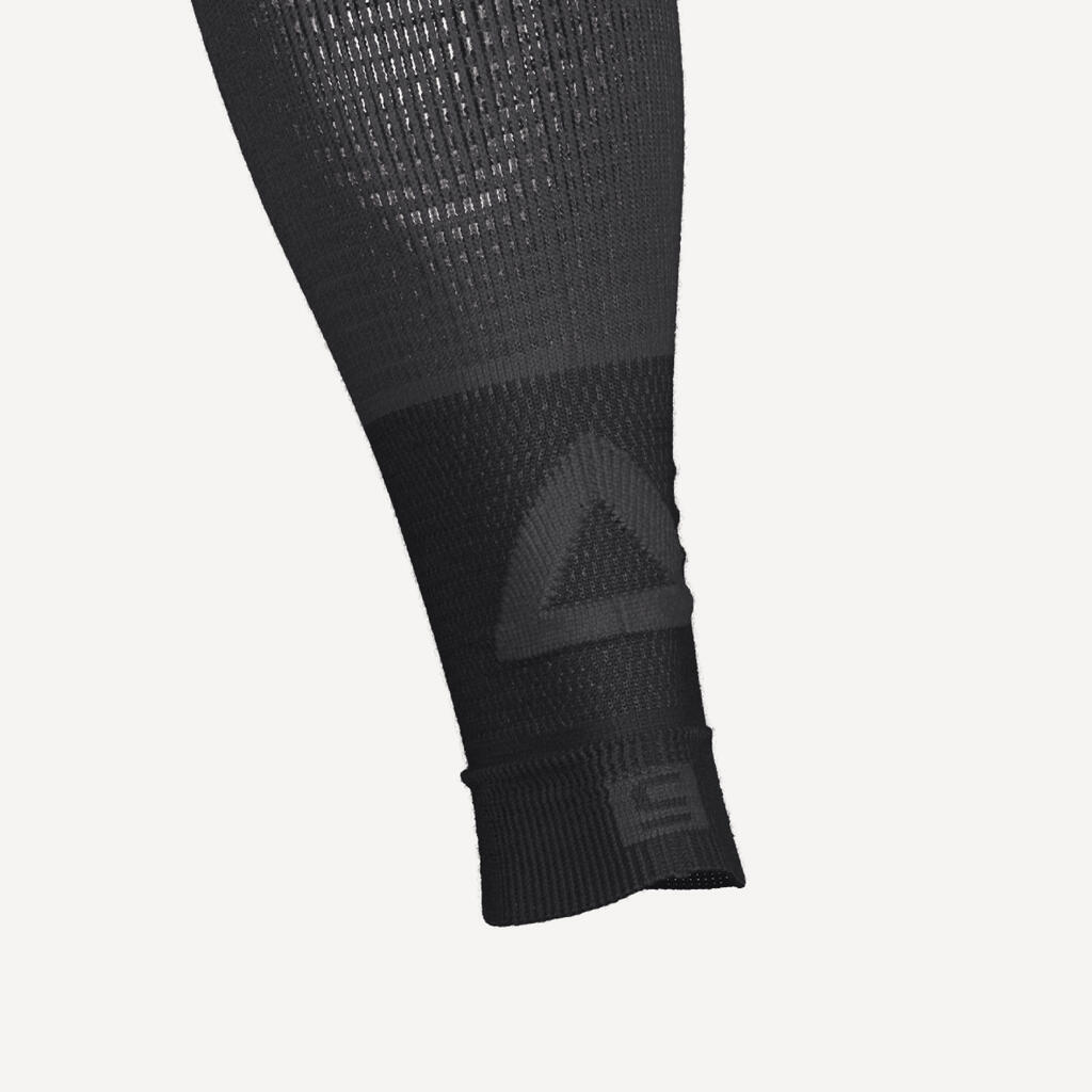 KIPRUN 500 Running Compression Sleeve - Black