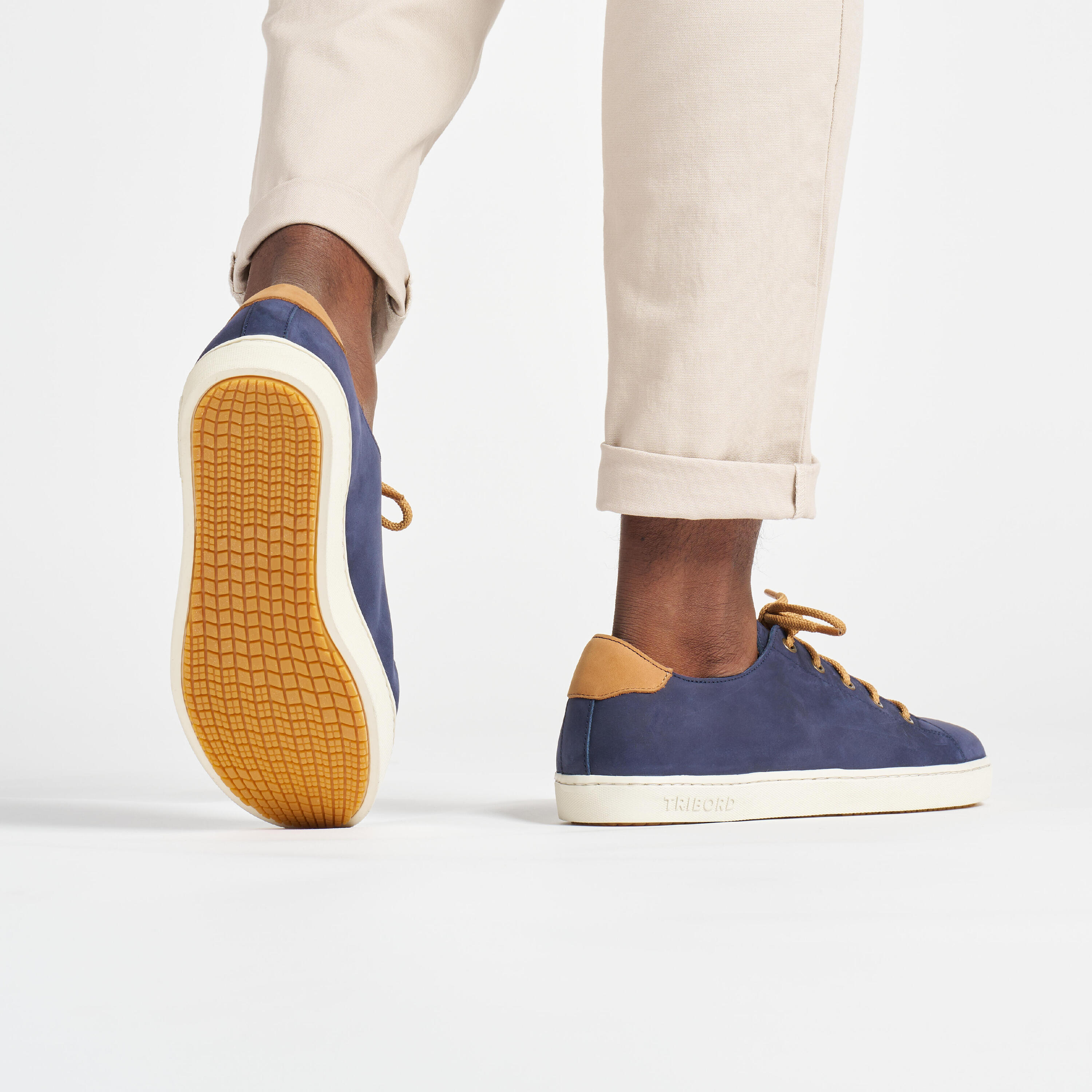 Sapato de Vela Homem Couro 500 low azul 4/10