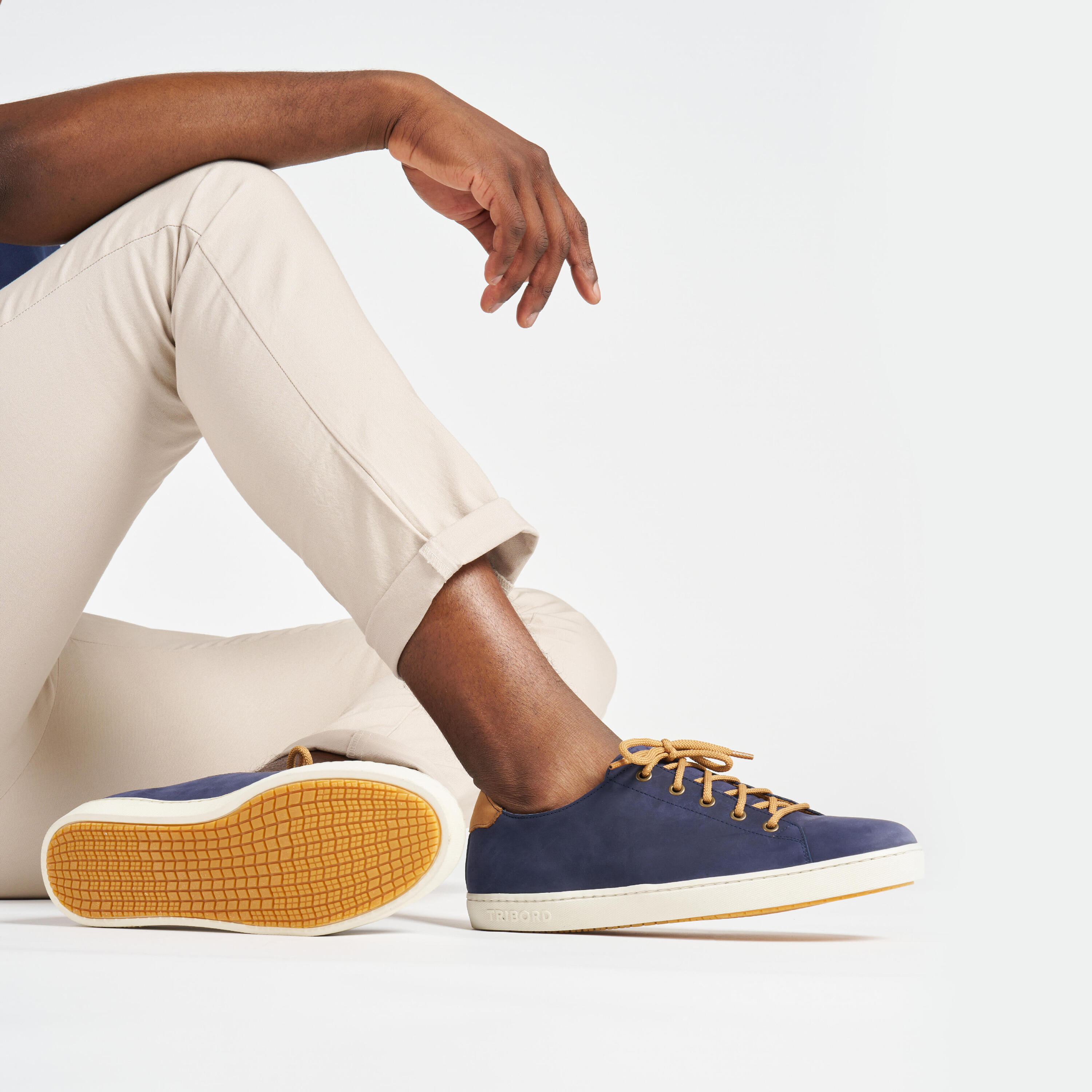 Sapato de Vela Homem Couro 500 low azul 8/10