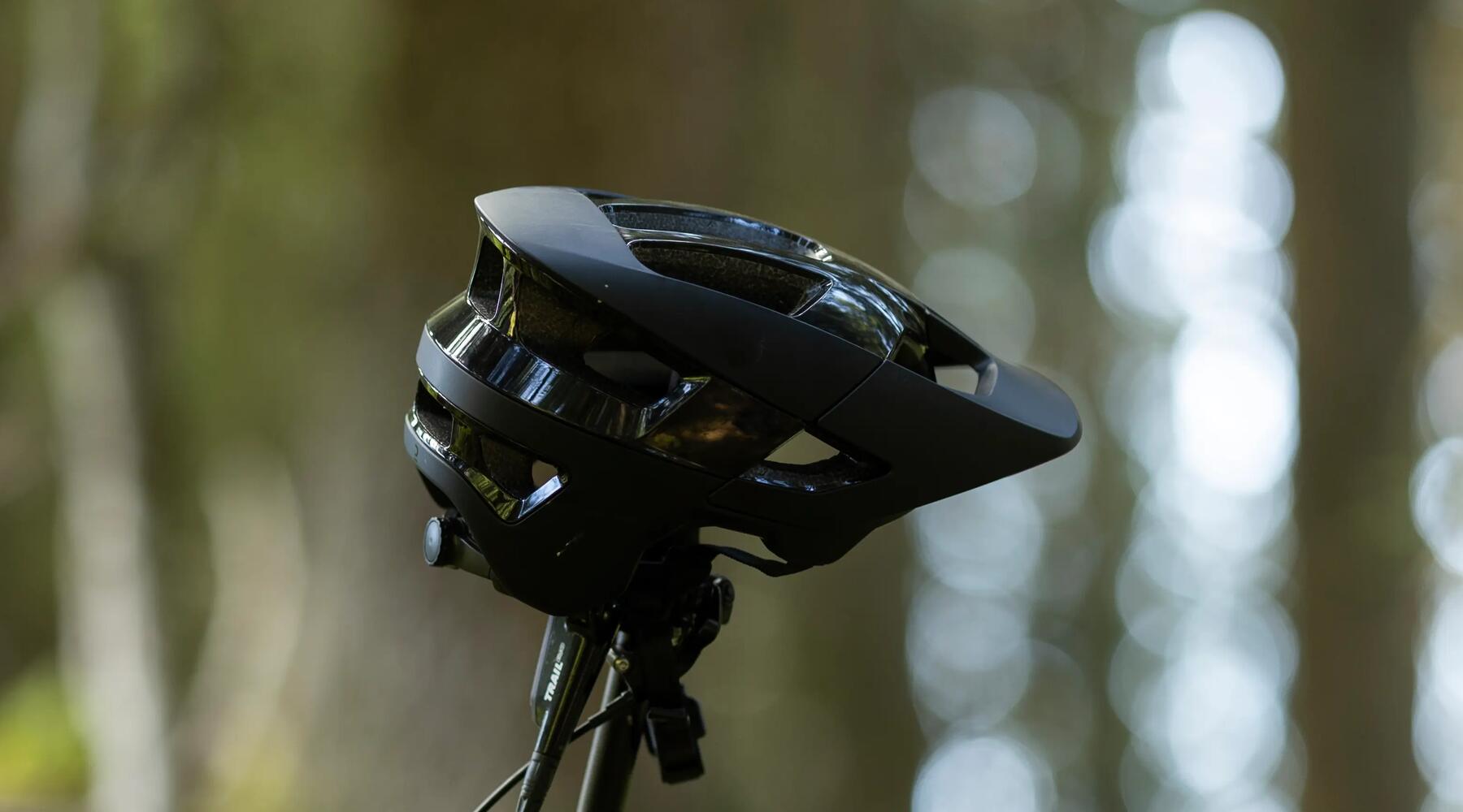 Guide : comment bien choisir son casque de VTT ?