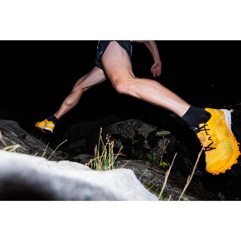 Chaussures trail running compétition homme - kiprun race light mangue