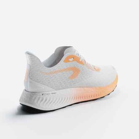 KIPRUN KD500 3 MEN'S RUNNING SHOES - WHITE AND ORANGE