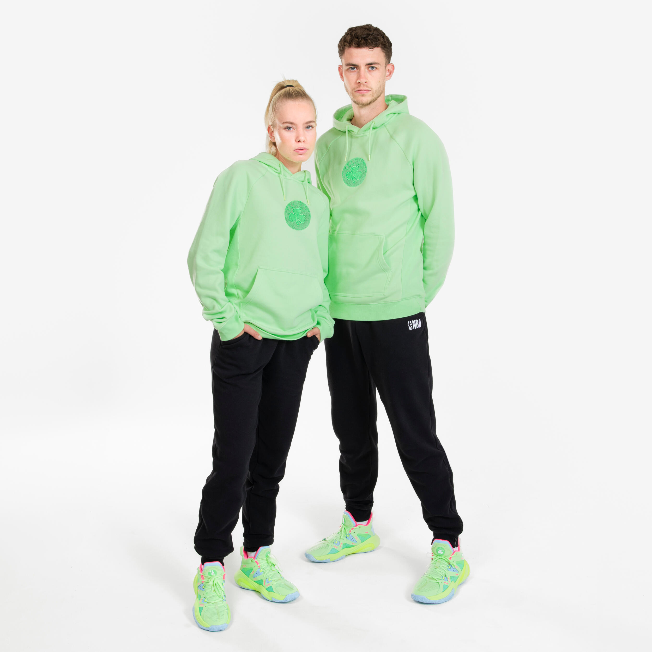 TARMAK Mikina s kapucňou 900 NBA Boston Celtics unisex zelená L · záber 3